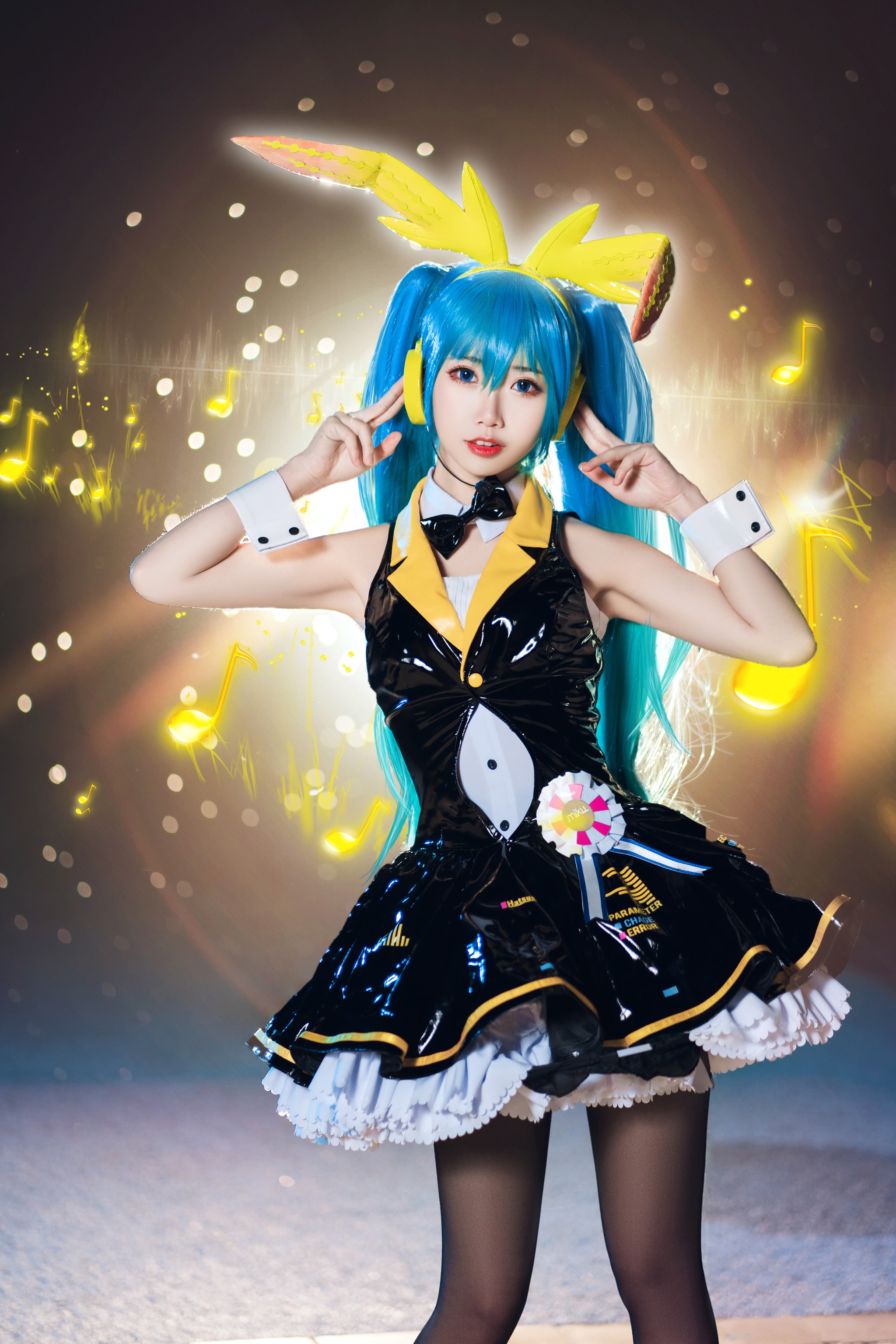 面饼仙儿 - NO.040 Coser面饼仙儿 初音Miku [19P]-XikXak
